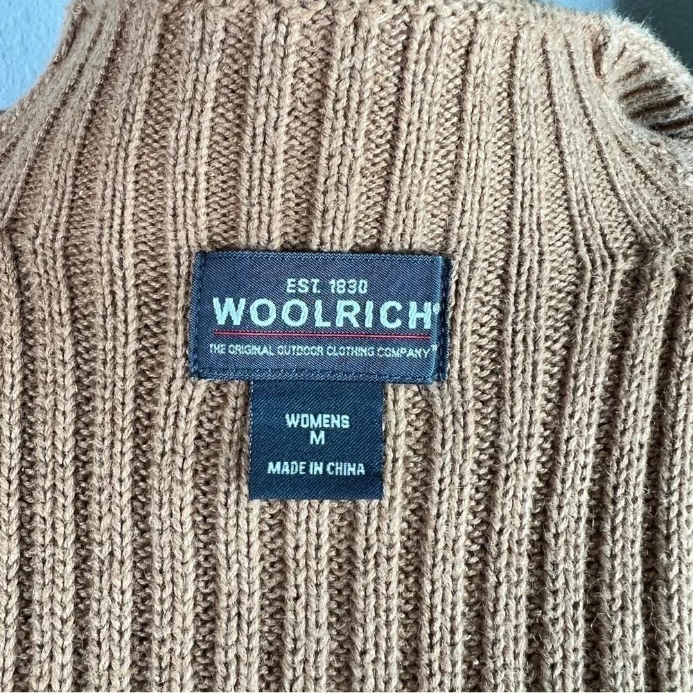 Woolrich Women’s Camel Knit Sleeveless Vest Full Zip, Floral Embroidery Medium - Picture 10 of 15